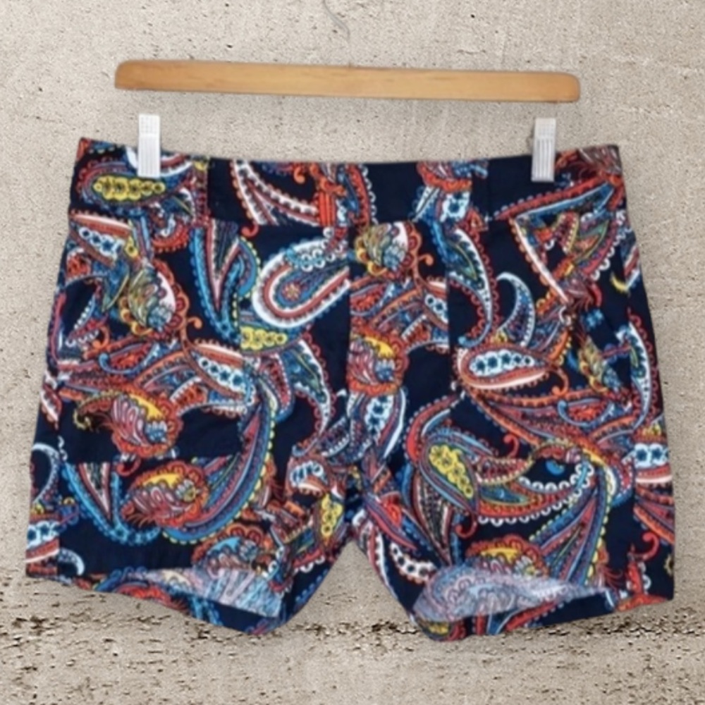 Banana Republic Factory 100% Cotton Navy Paisley Shorts. Size 2